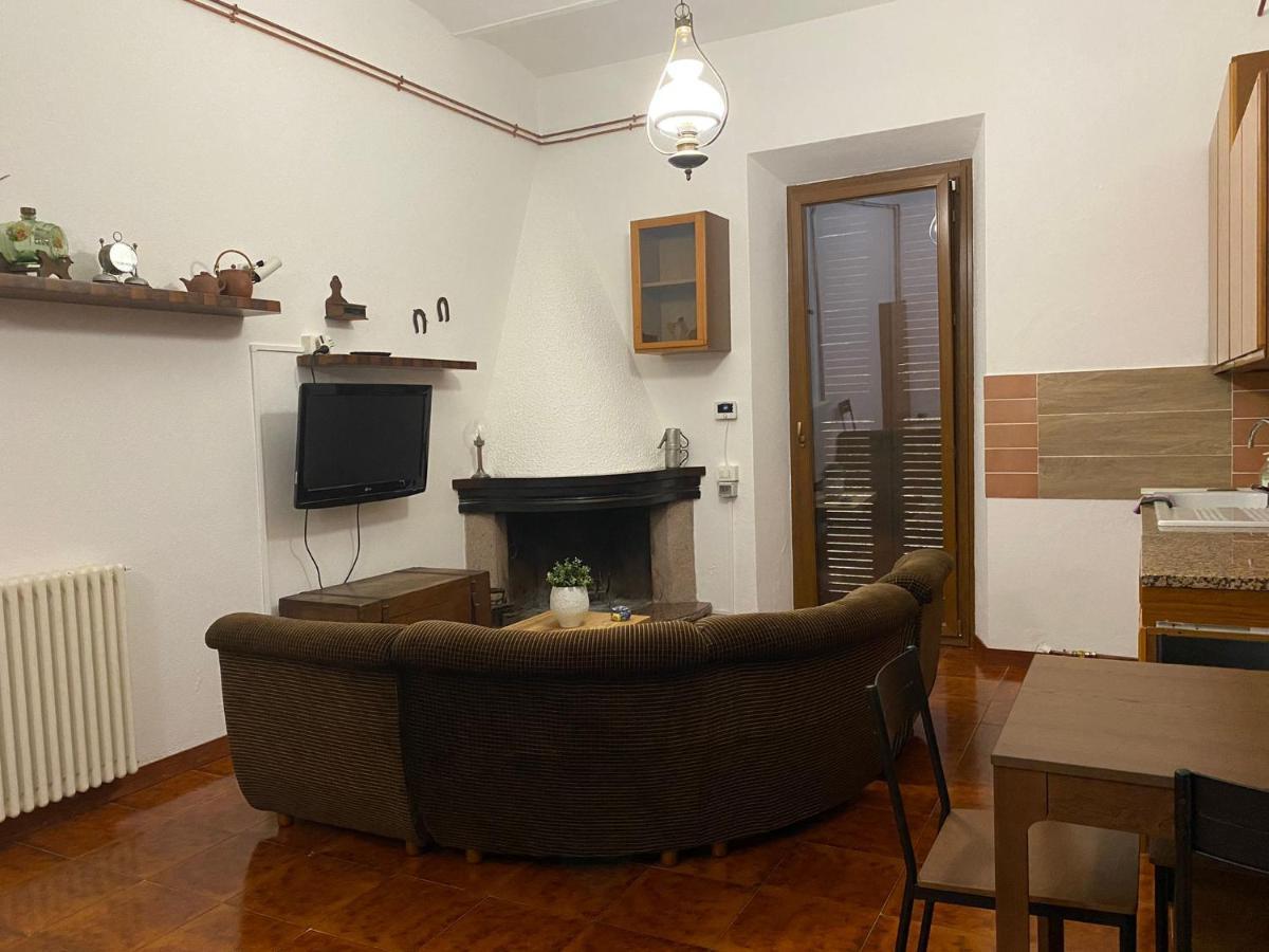 Robhouse Hotel Fabriano Buitenkant foto