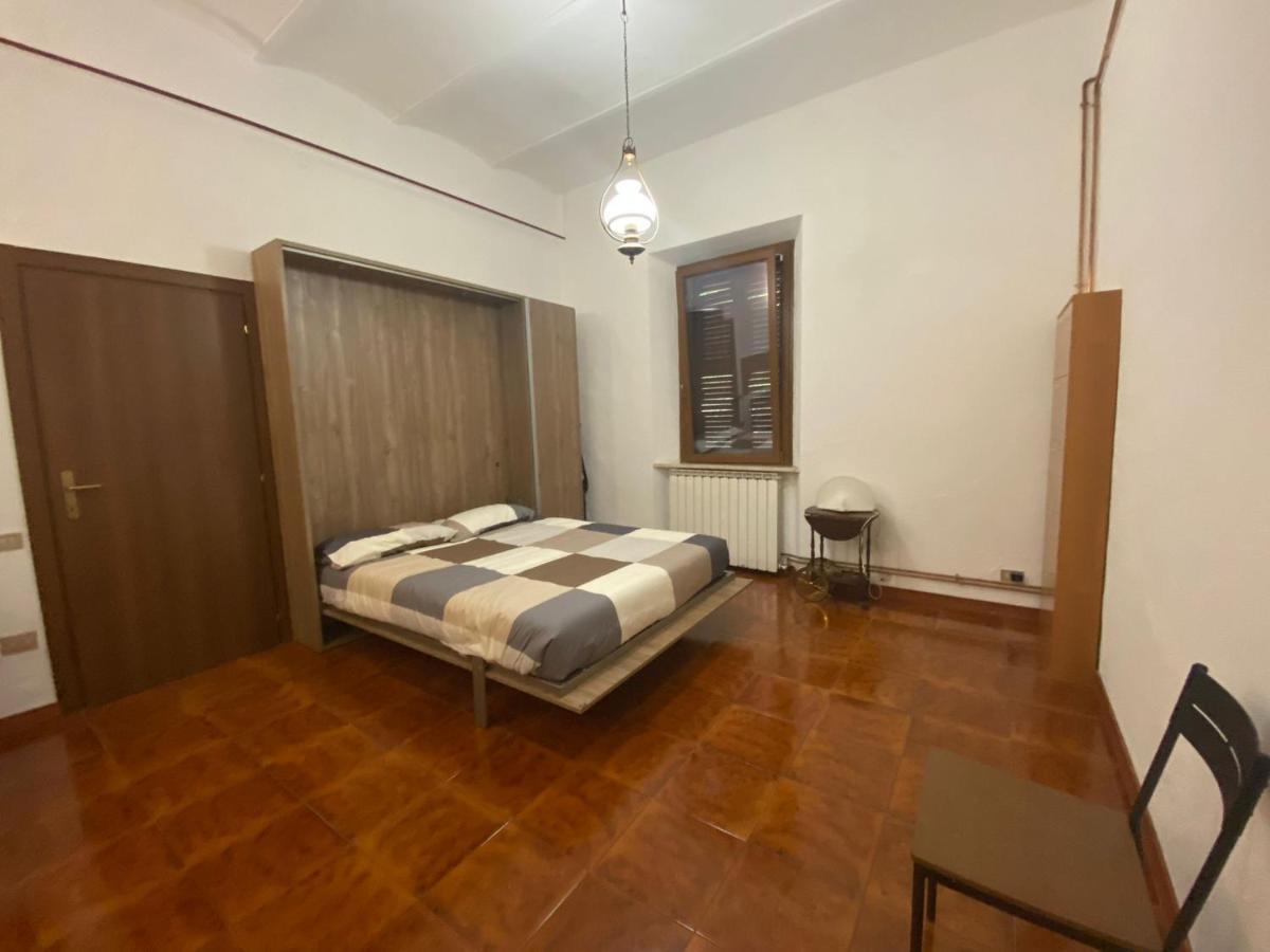 Robhouse Hotel Fabriano Buitenkant foto