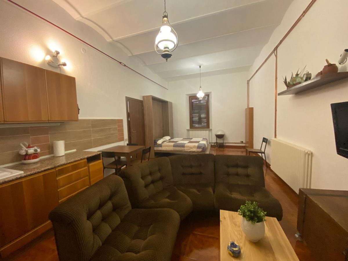 Robhouse Hotel Fabriano Buitenkant foto