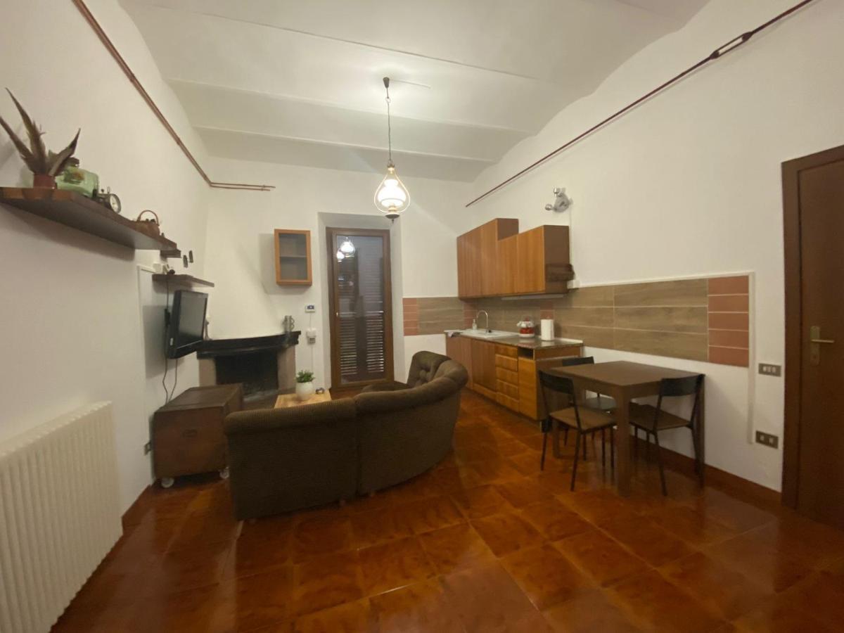 Robhouse Hotel Fabriano Buitenkant foto