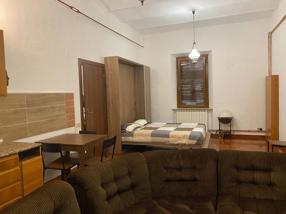 Robhouse Hotel Fabriano Buitenkant foto