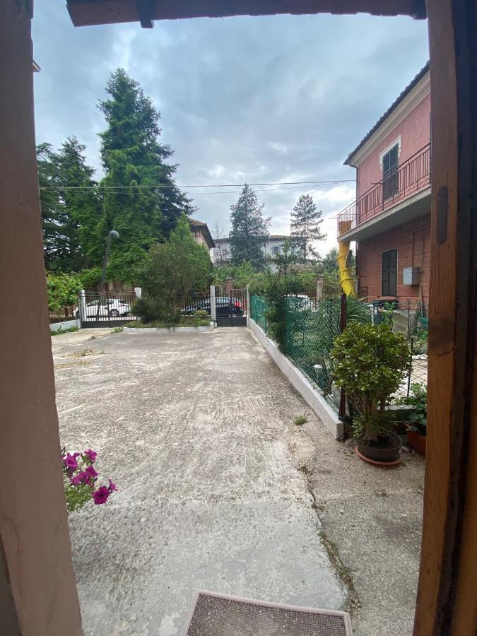 Robhouse Hotel Fabriano Buitenkant foto